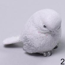 Štyri keramické vtáčiky v mixe farieb, veľkosť 6,5x4x5cm.