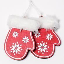 AKCIA! ZÁVES RUKAVICE DREVO ČERV 19x5x2CM - FLORASYSTEM