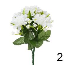 Kytica pivónia mix s umelými kvetmi.