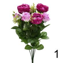 Kytica umelých kvetov pivónie a ruže v mixe farieb.