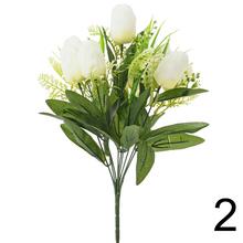 Kytica umelých tulipánov v mixe farieb.