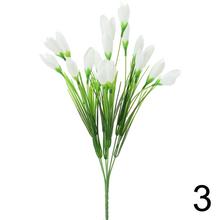 Kytica umelých kvetov krokus mix v rôznych farbách.