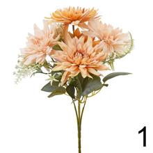 Kytica umelých kvetov s piatimi dáhliami v mixe farieb.