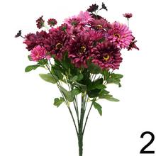 Kytica umelých gerber a santiniek v mixe farieb.