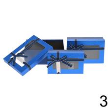 Darčekové krabičky na kvety v mixe farieb.