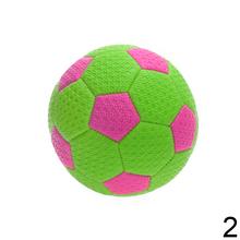 Futbalová lopta v mix farbách.