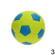 Futbalová lopta v mix farbách.