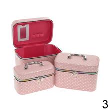 Kufrík na doplnky srdiečka v mixe farieb.