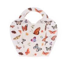 ŠÁLKA 350 ml v košíku motýle - Šálky a keramika | FLORASYSTEM