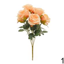 Kytica umelých ruží v mixe farieb.