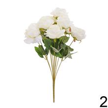 Kytica umelých ruží v mixe farieb.