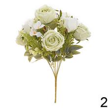 Kytica umelých ruží s drobnou zeleňou, mix farieb, 35 cm.