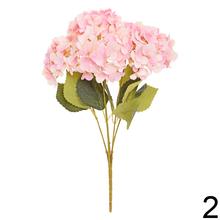 Umelé kvety hortenzia v mixe ružových odtieňov.