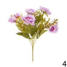 Kytica umelých ruží v mixe farieb.