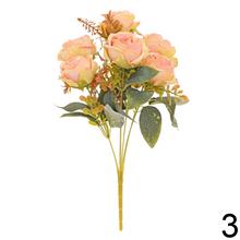 Kytica umelých ruží v mixe farieb.