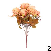 Kytica umelých ruží v mixe farieb.