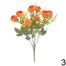 Kytica umelých ruží v mixe farieb.