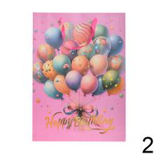 Darčeková taška s balónmi a tortou na narodeniny.