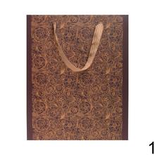 Darčeková taška M s rôznymi vzormi.