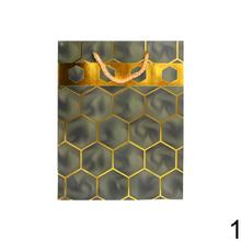 Darčeková taška s hexagónovým vzorom