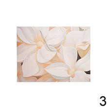 Darčeková taška s kvetinovým vzorom a glitrami.