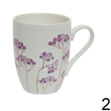 Porcelánová šálka s kvetinovým vzorom, sada 3 kusy.