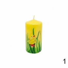 Veľkonočný valec so kvetinovým motívom.