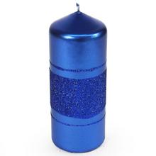 Modrá vánoční svíčka s glitrem.