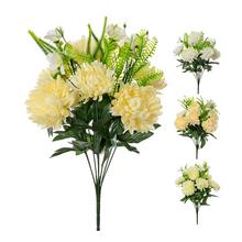 Kytice umělých chryzantém v mixu barev.