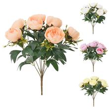 Kytice pivoňky mix s různými barvami.