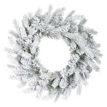 Sněhový věnec z jedlové větve o průměru 50 cm a tloušťce 8 cm.