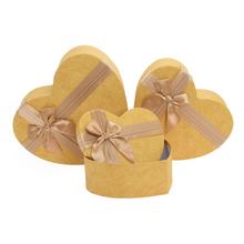 Dárková krabička ve tvaru srdce se stuhou, sada 3 kusy.