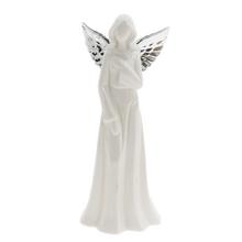 Bílý anděl s LED osvětlením a stříbrnými křídly.