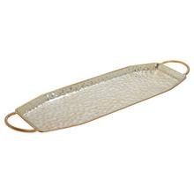 Hranatý stříbrný tác s dvěma uchy.