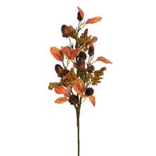 Umělá větev s žaludy a listy v podzimních barvách.