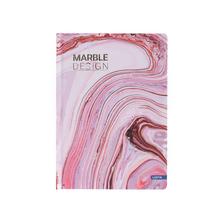 Záznamová kniha A5 s linkami a mramorovým designem.