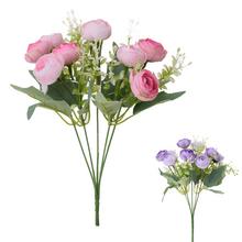 Kytice ranunculus se zeleným mixem a dvěma barvami, 30 cm.