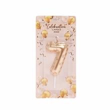 Tortová svíčka číslo 7 ve zlaté barvě.