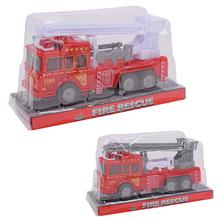 Hračkářské autíčko hasiči v průhledném obalu.