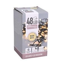 LED světýlka s 48 teplými bílými LED diodami.