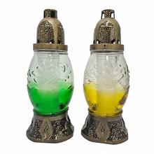 Velikonoční svícen s barevným sklem.