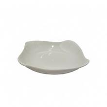 Porcelánová miska o průměru 16,5 cm.